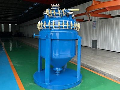 Reactor de fondo cónico